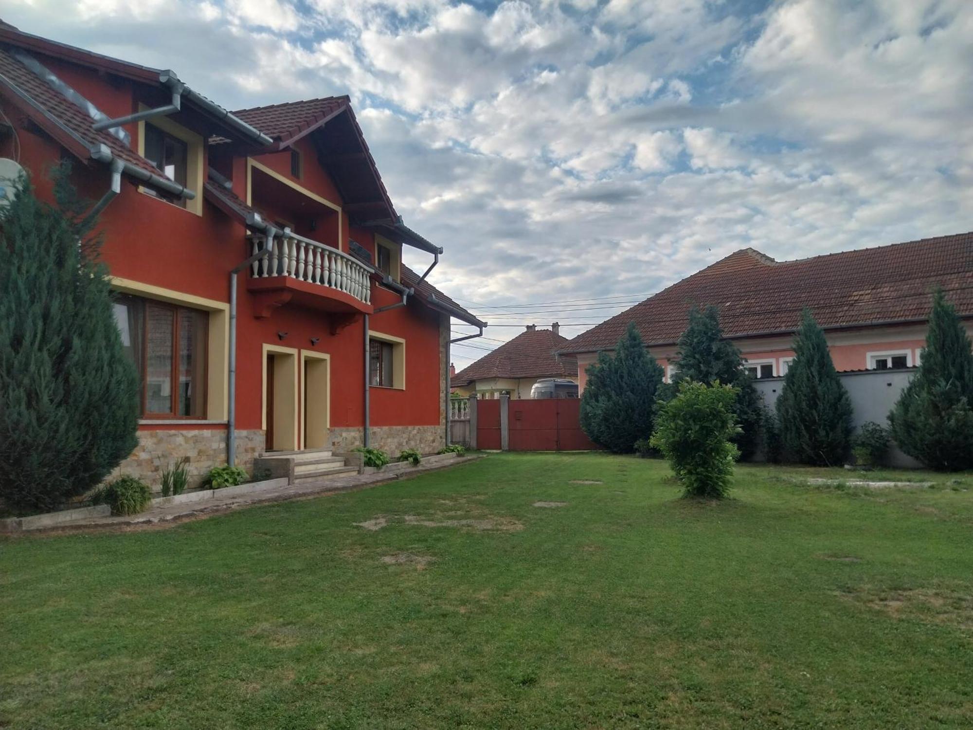 Serena House Cartisoara Exterior photo